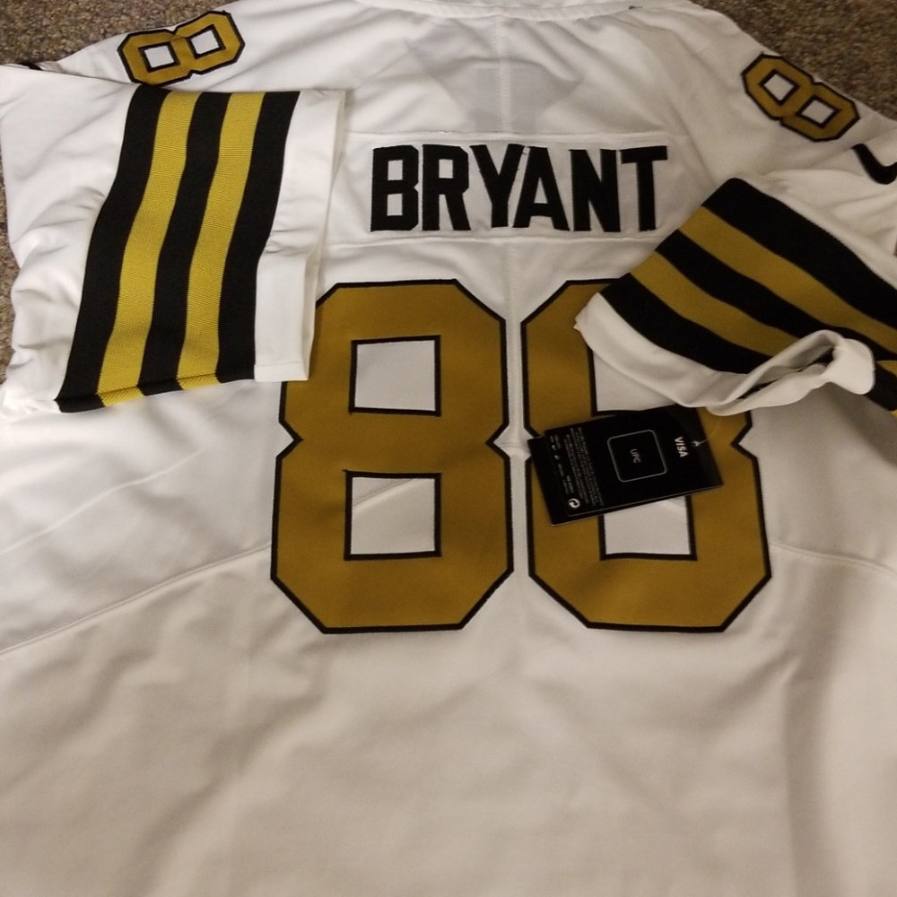 Football jerseys - Picture 2 of 6